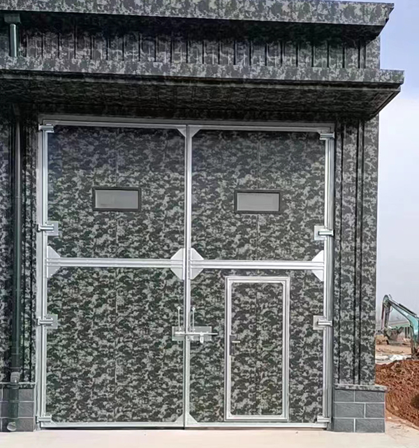 额敏工业平开门