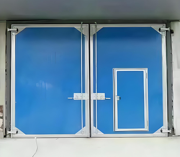 额敏工业平开门