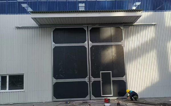 额敏工业推拉门