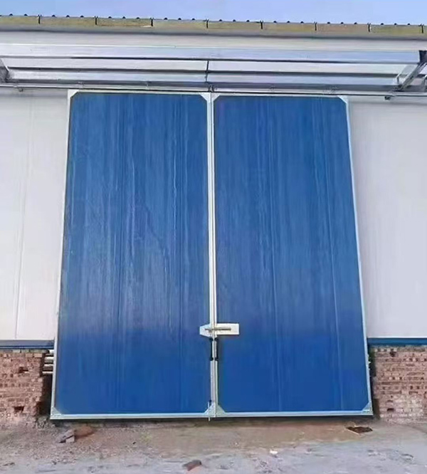 额敏工业门在大型仓储物流通道中的应用实例